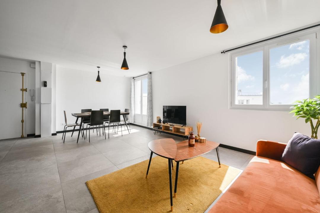 Photo of Livingroom in Villejuif