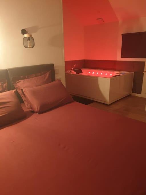 Photo of Bedroom in La Roche-Vineuse