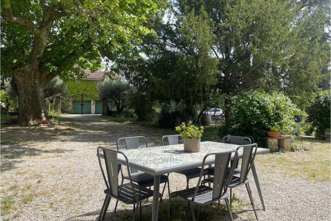 Photo of Others in Beaumes-de-Venise
