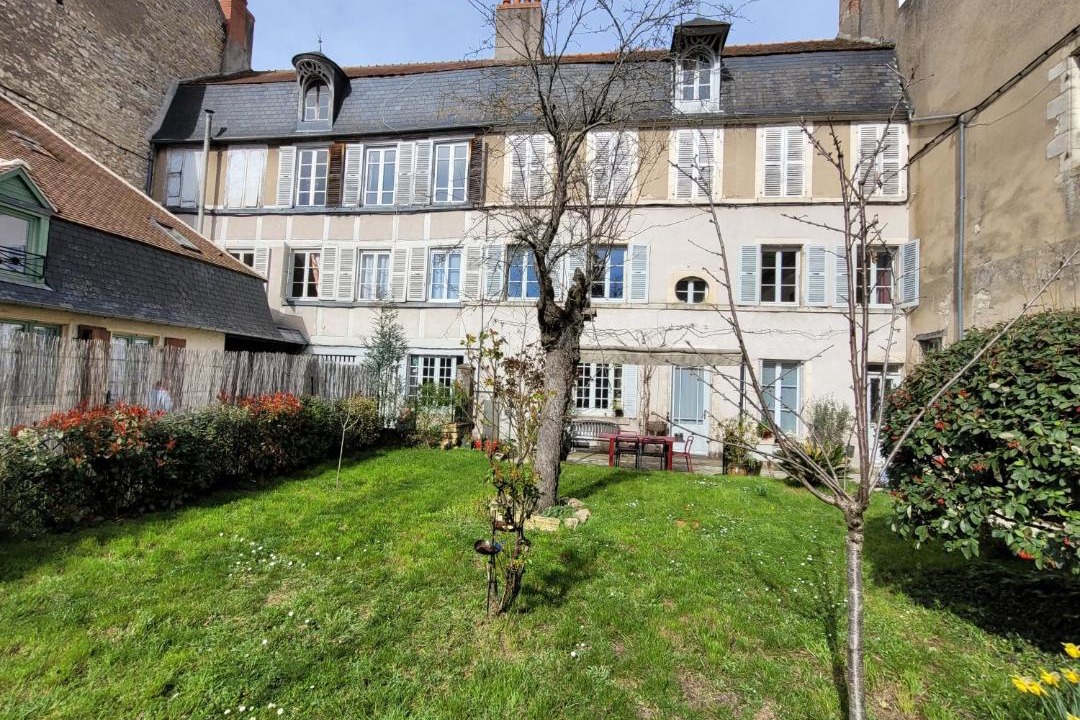 Photo of Others in La Charite-sur-Loire