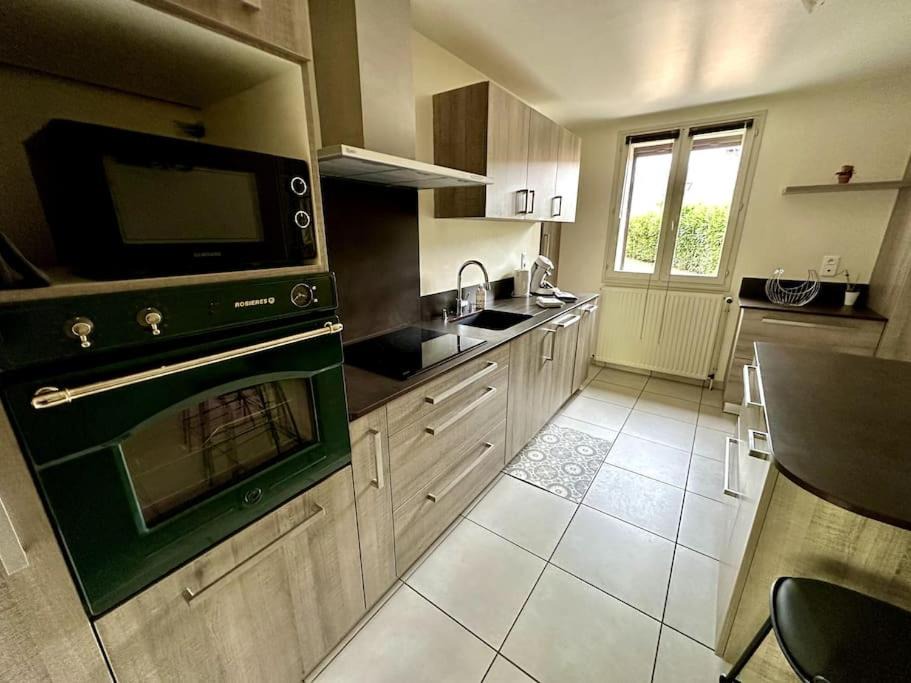 Photo of Kitchen in Saint-Etienne-de-Vicq