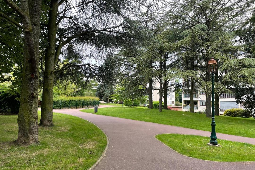 Photo of Others in Chennevieres-sur-Marne