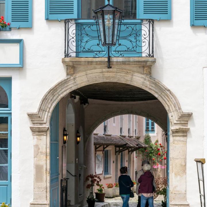 Photo of Others in Avallon