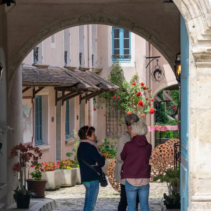 Photo of Others in Avallon