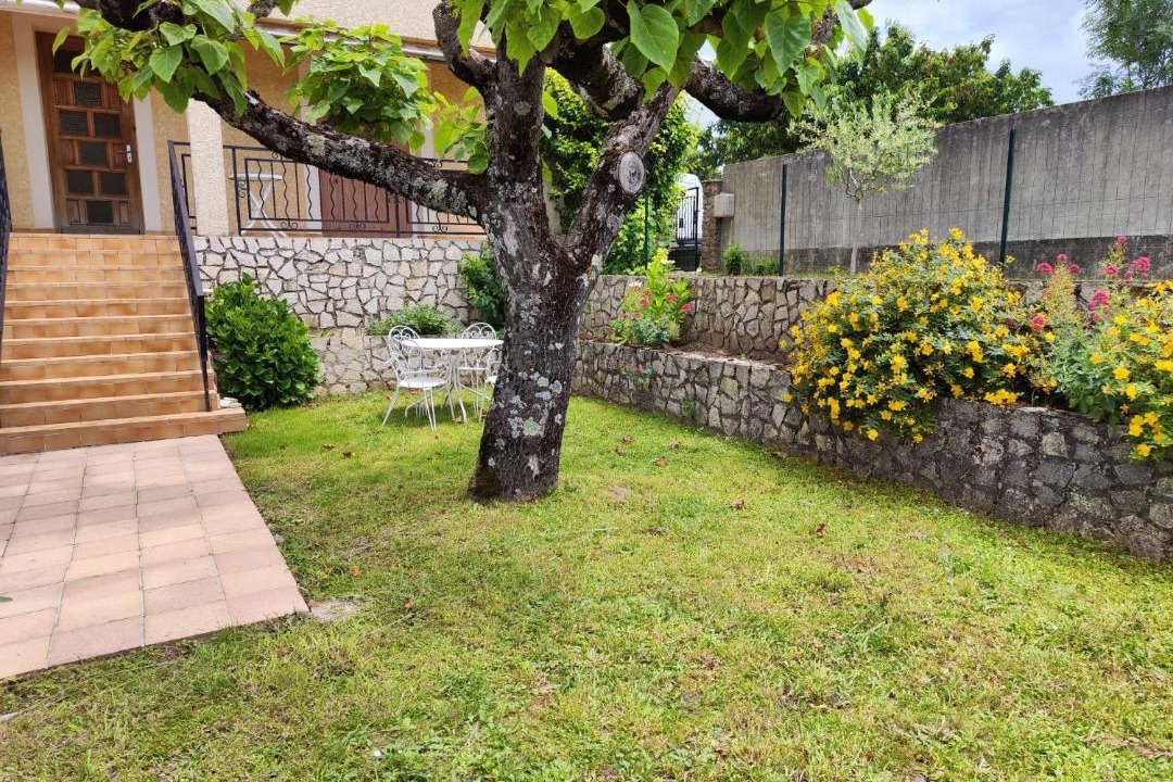 Photo of Others in Saint-Barthelemy-le-Plain
