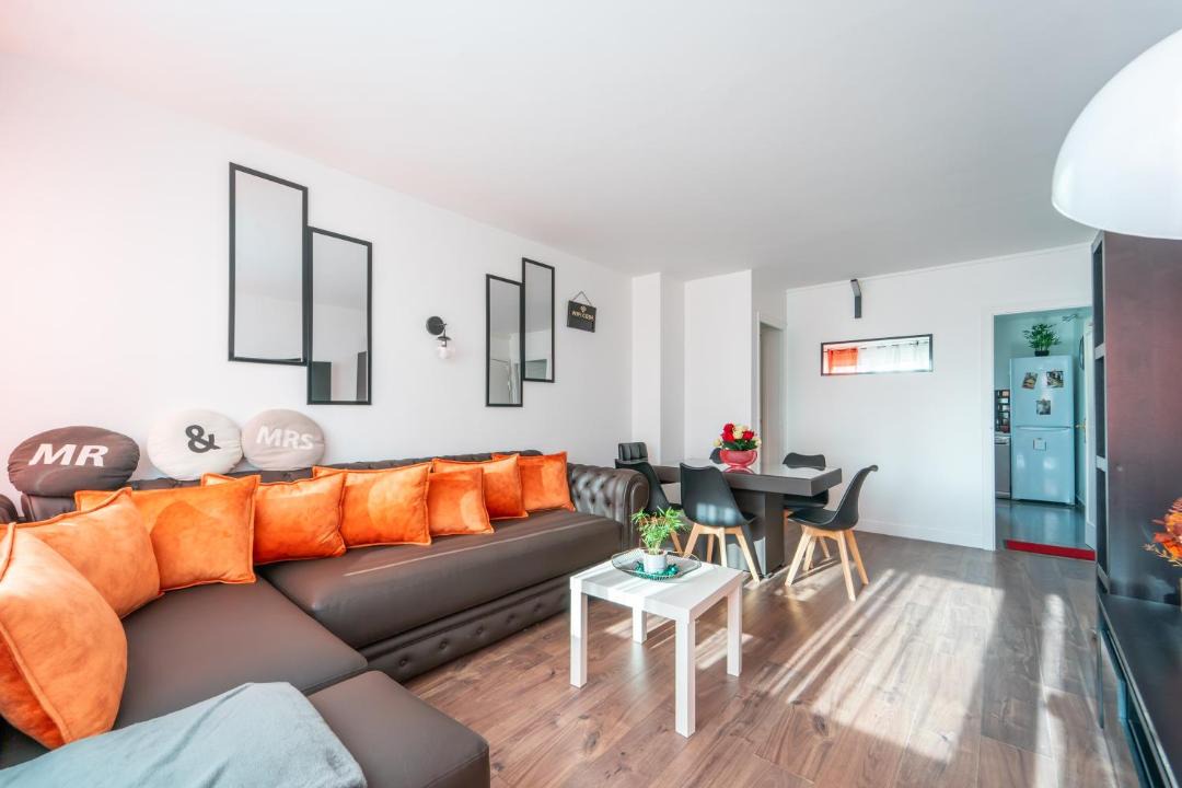 Photo of Livingroom in L'Hay-les-Roses