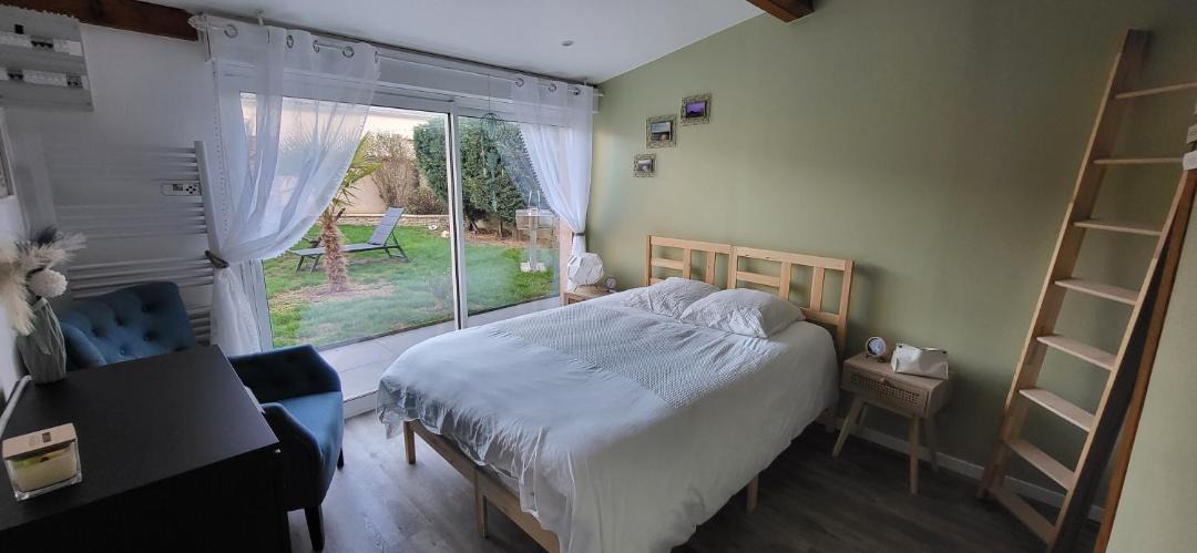 Photo of Bedroom in Pont-du-Chateau