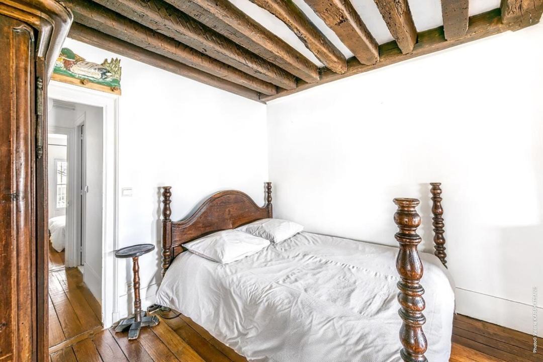 Photo of Bedroom in Notre Dame