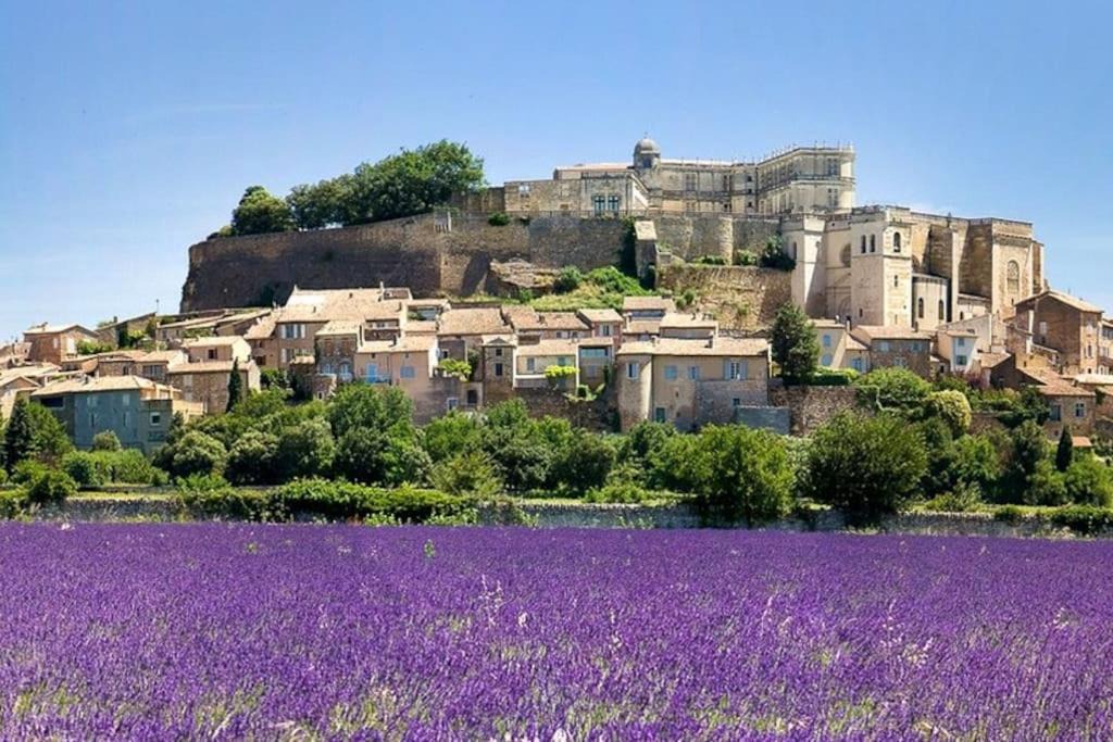 Photo of Others in Chateauneuf-du-Rhone