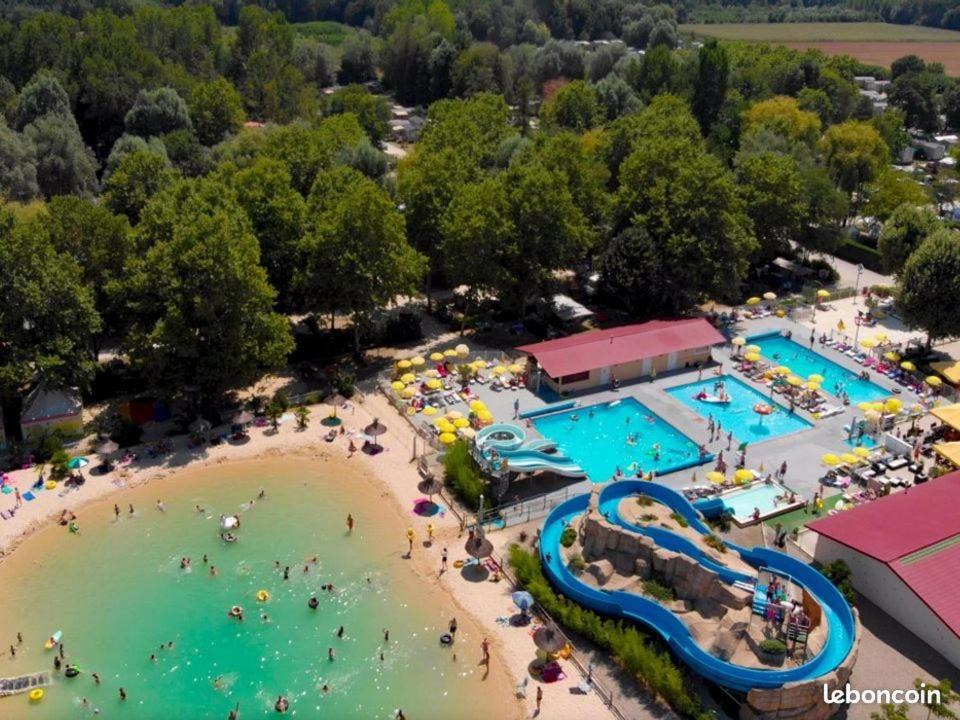 Photo of Others in Chateauneuf-de-Galaure