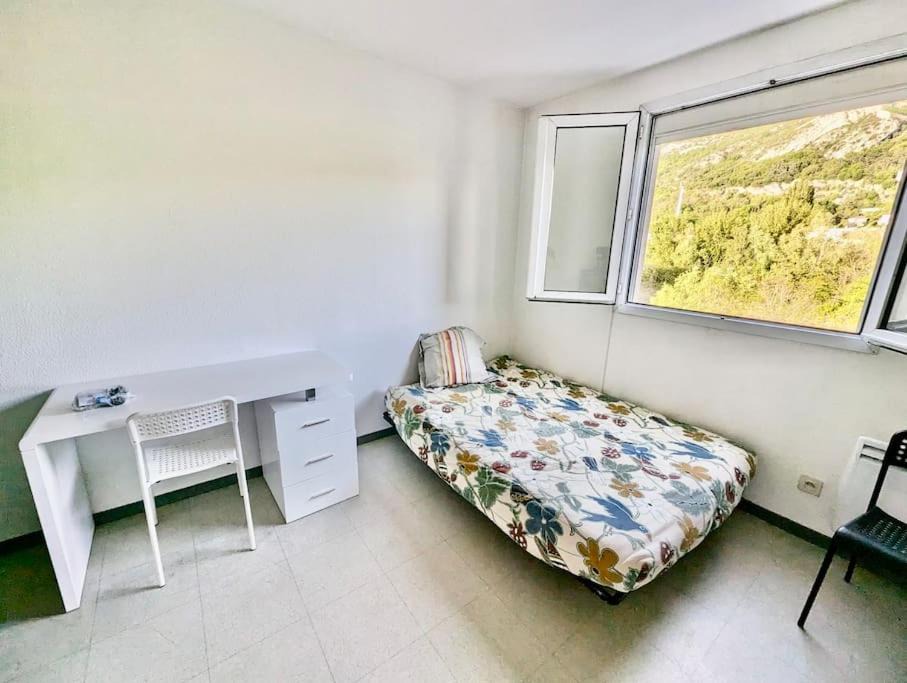 Photo of Bedroom in Secteur 1