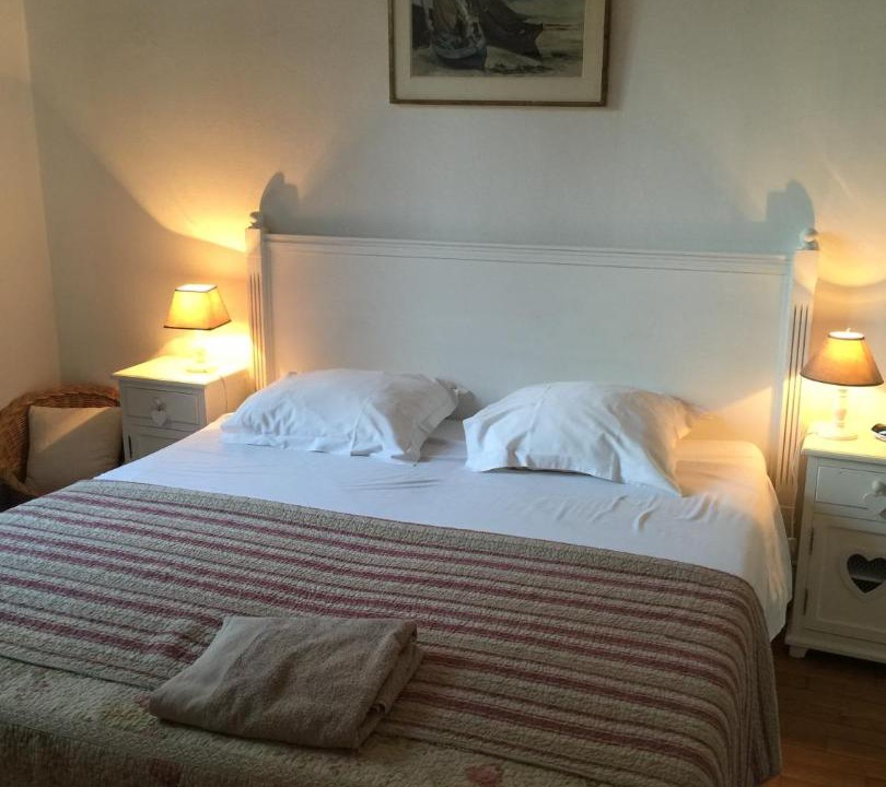 Photo of Bedroom in Besancon Old Town