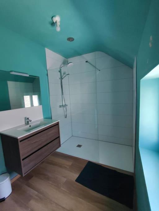 Photo of Bathroom in Nitry