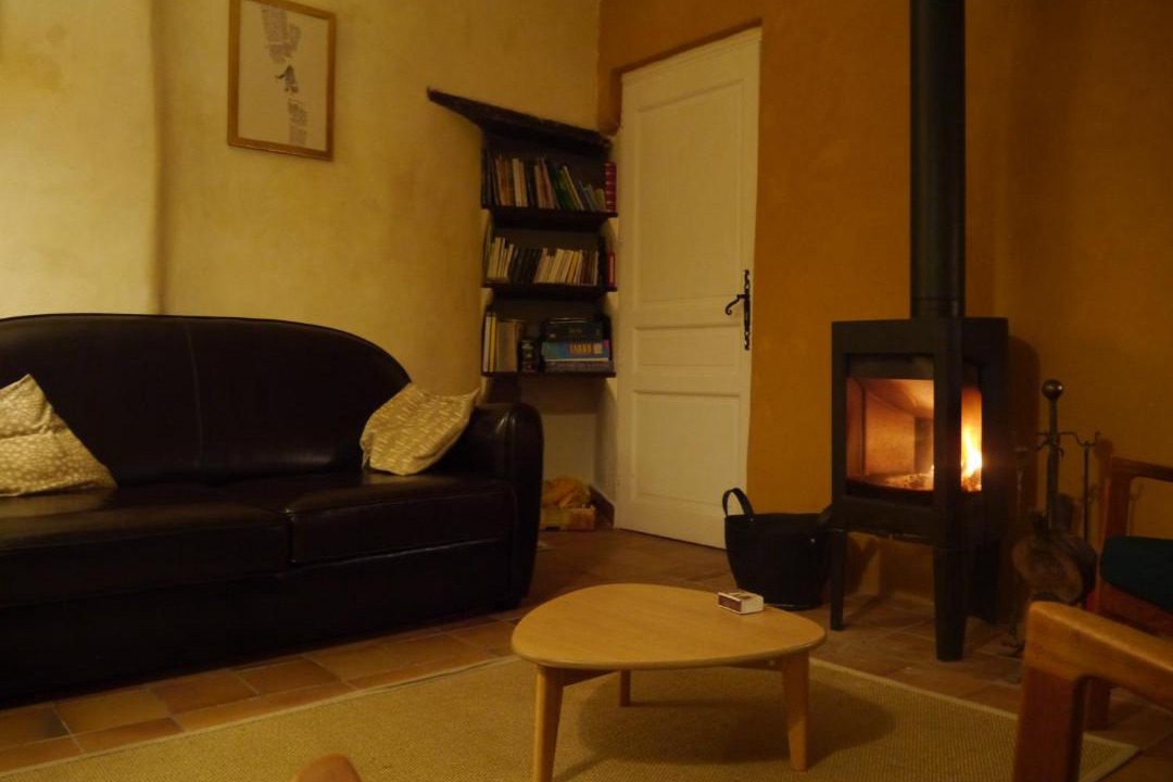Photo of Livingroom in Saint-Pierre-de-Vassols