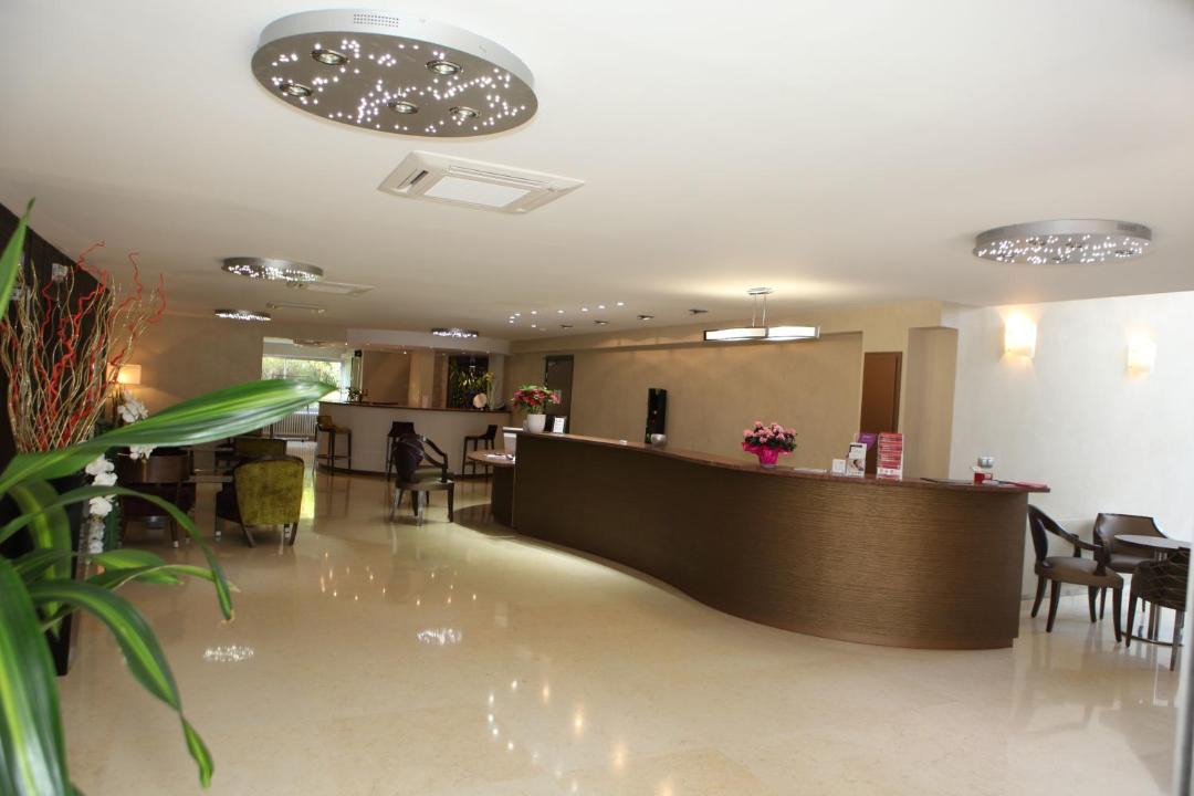 Photo of Others in Corenc