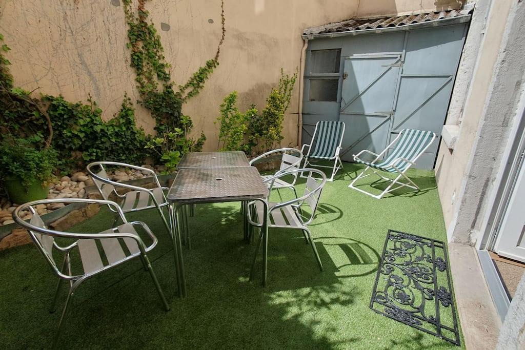 Photo of Patio Balcony in Centre Ville