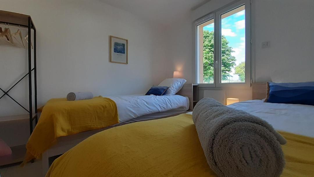 Photo of Bedroom in Simandre