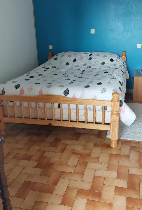 Photo of Bedroom in Luthenay-Uxeloup