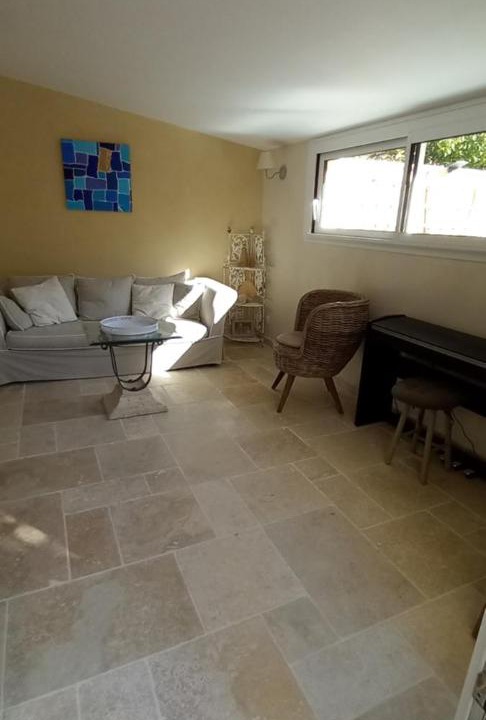 Photo of Livingroom in Roche-Saint-Secret