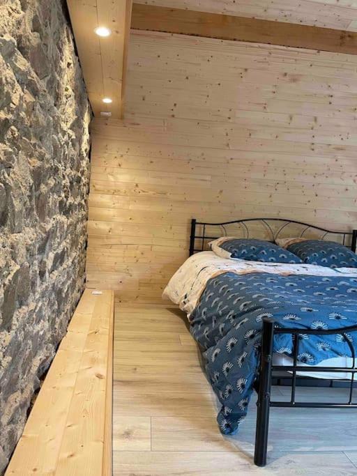 Photo of Bedroom in Chiroubles