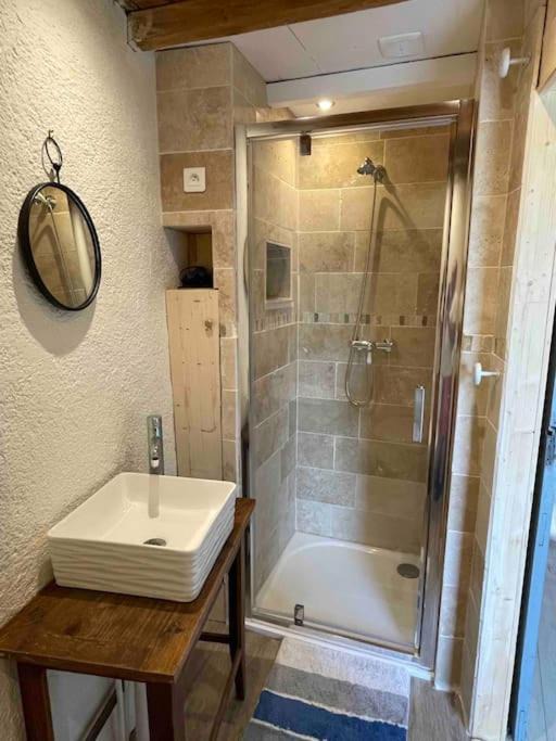 Photo of Bathroom in Chiroubles