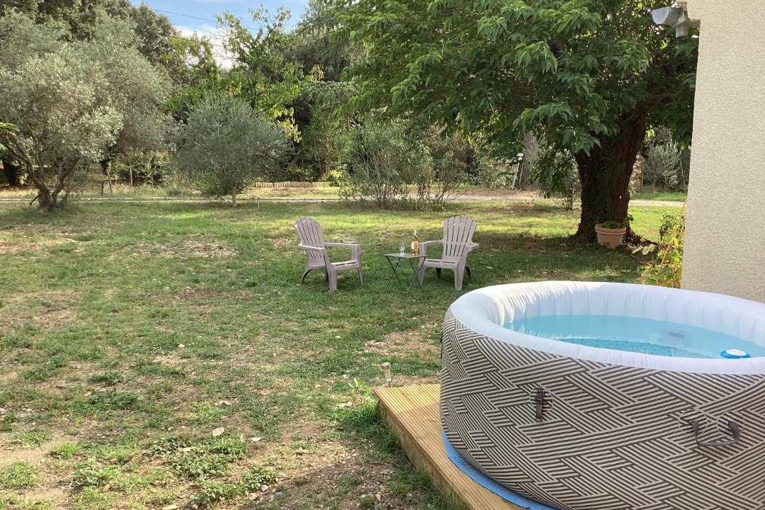 Photo of Others in La Baume-de-Transit