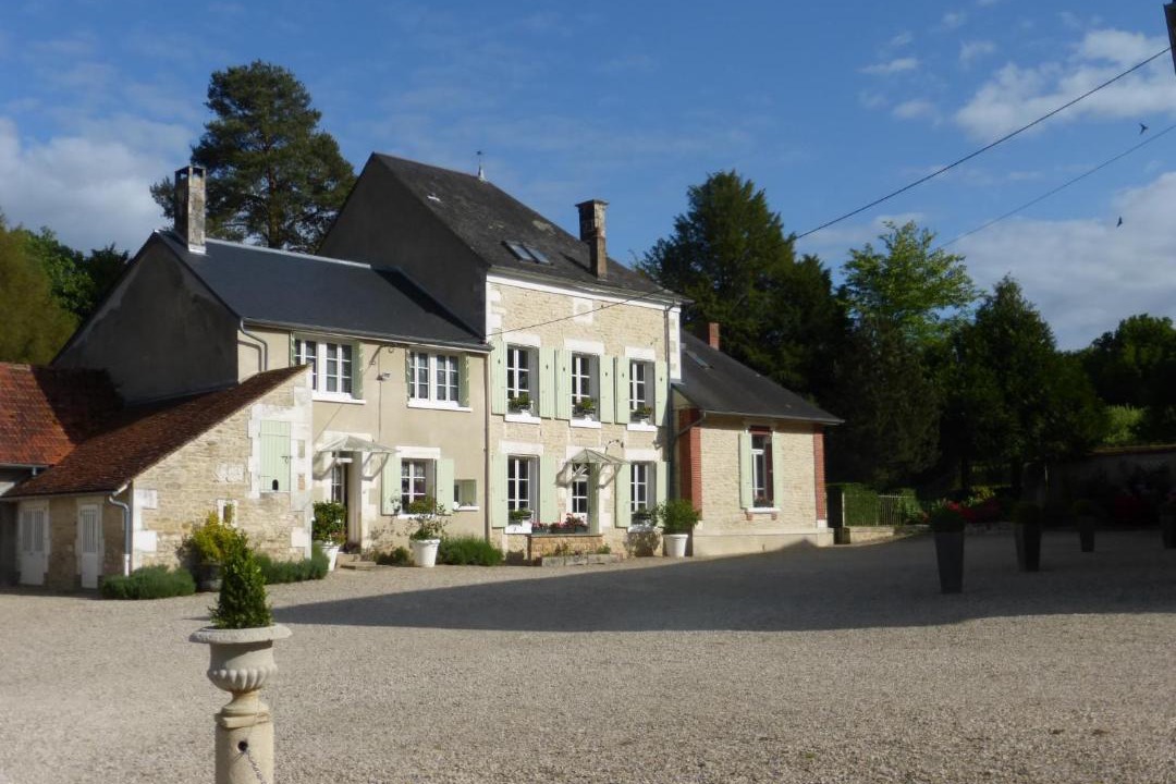 Photo of Others in Druyes-les-Belles-Fontaines