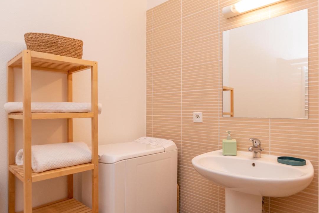 Photo of Bathroom in Chalon-sur-Saone