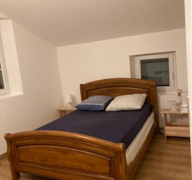 Photo of Bedroom in La Baume-de-Transit