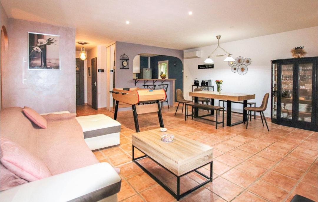 Photo of Others in Montelimar