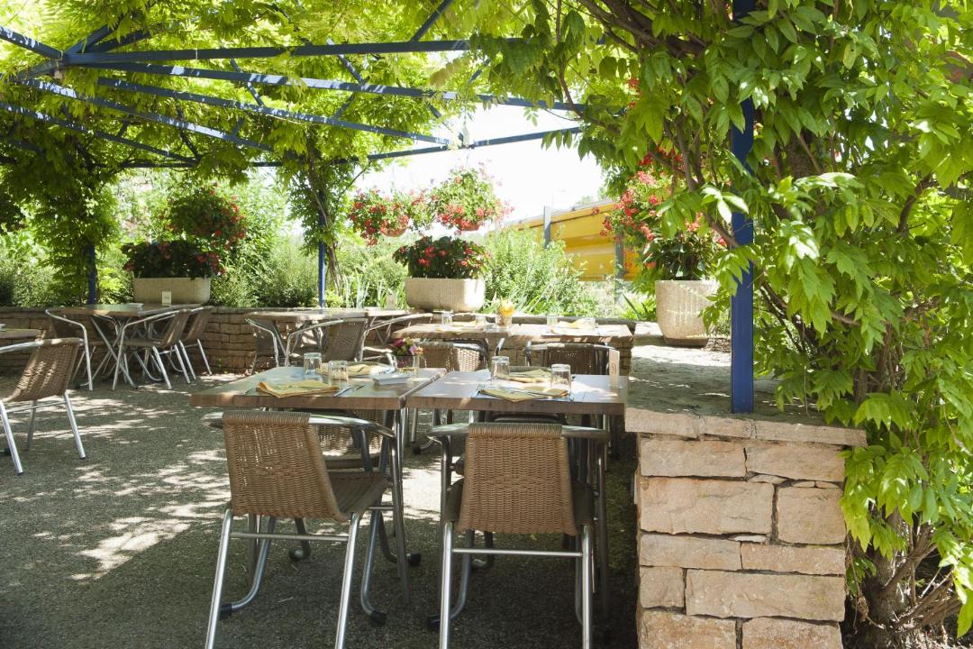 Photo of Others in Beaune