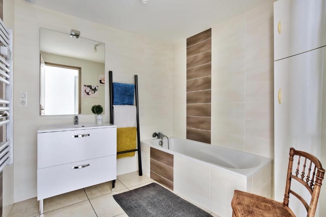 Photo of Bathroom in Cuiseaux