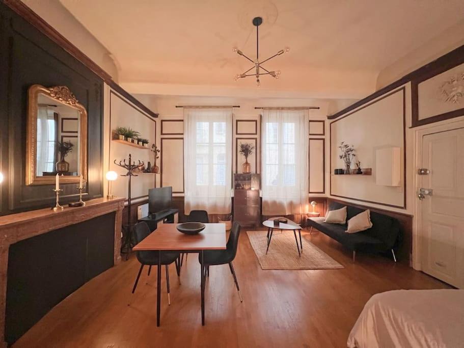 Photo of Livingroom in Centre