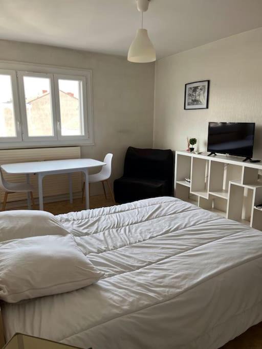 Photo of Bedroom in Riorges