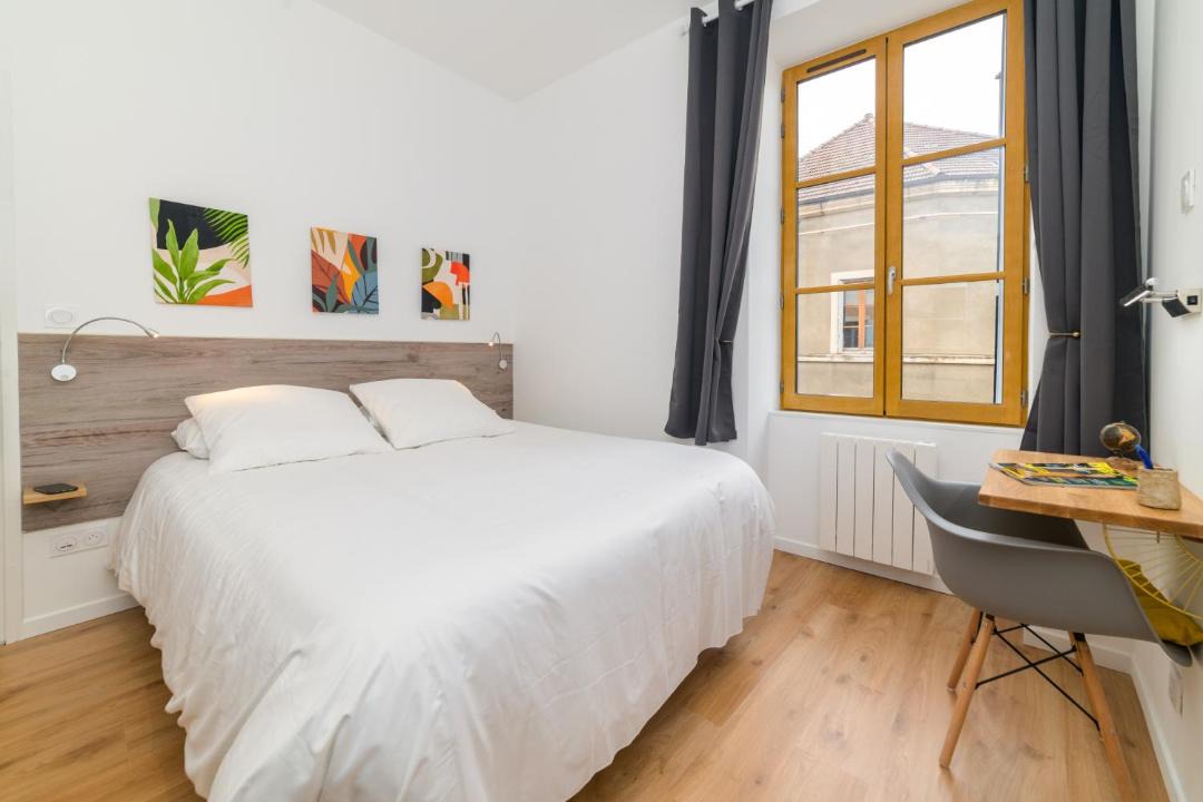 Photo of Bedroom in Tournus