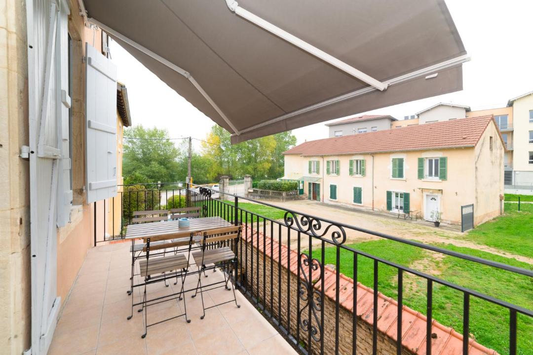 Photo of Patio Balcony in Tournus