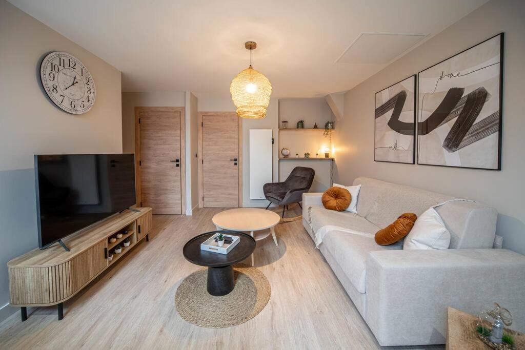 Photo of Livingroom in Centre