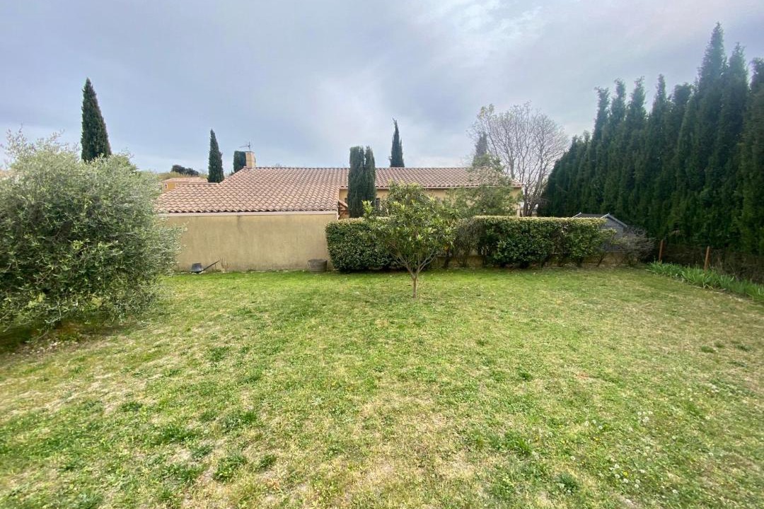 Photo of Others in Visan