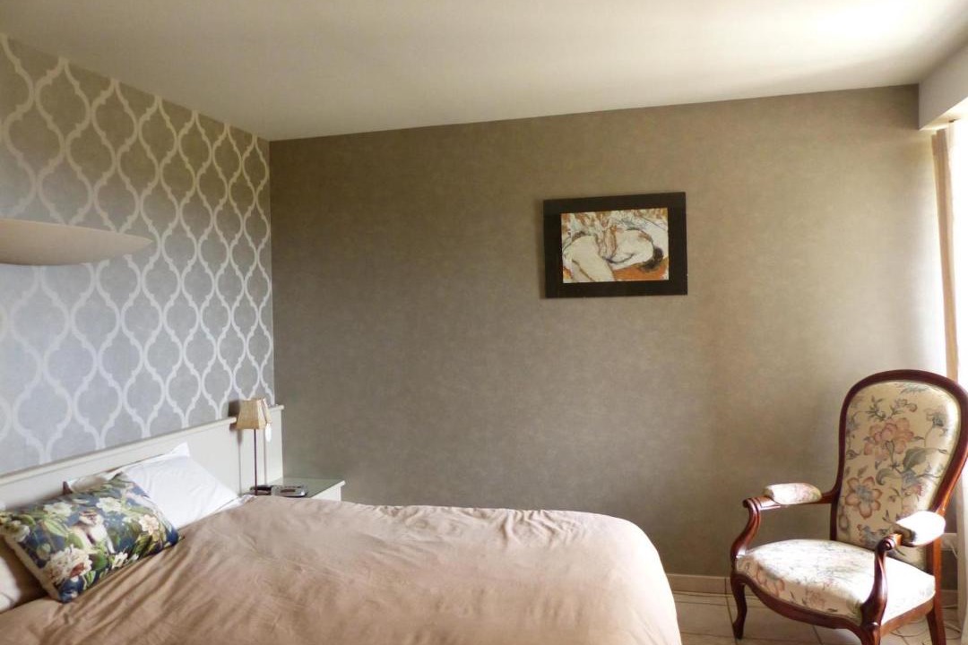 Photo of Bedroom in Toulon-sur-Allier