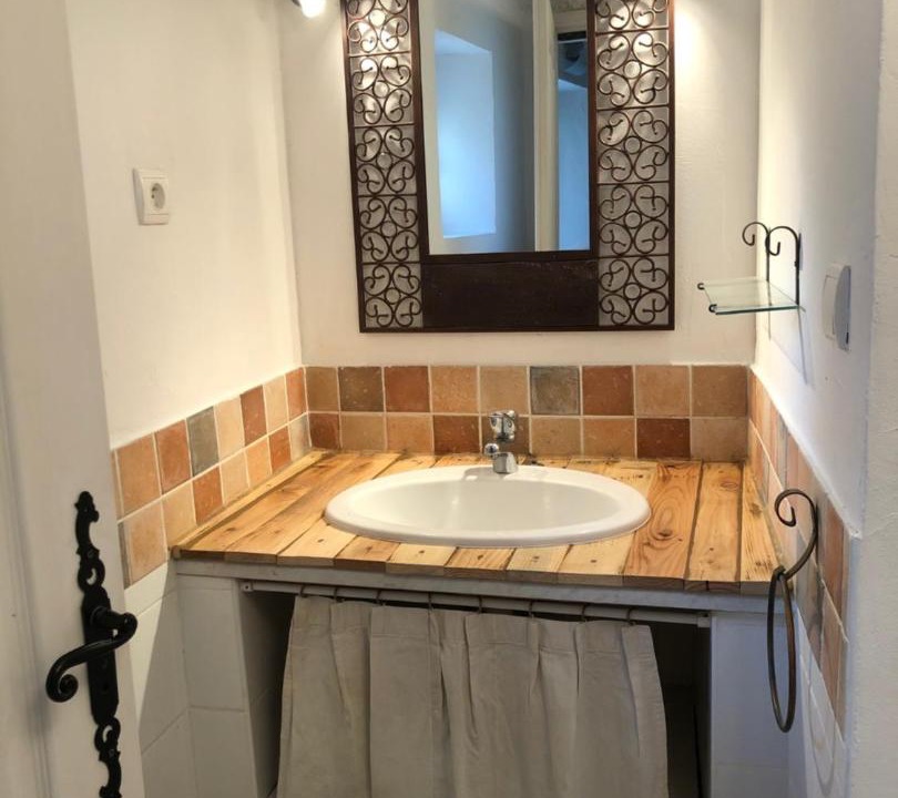 Photo of Bathroom in Charols