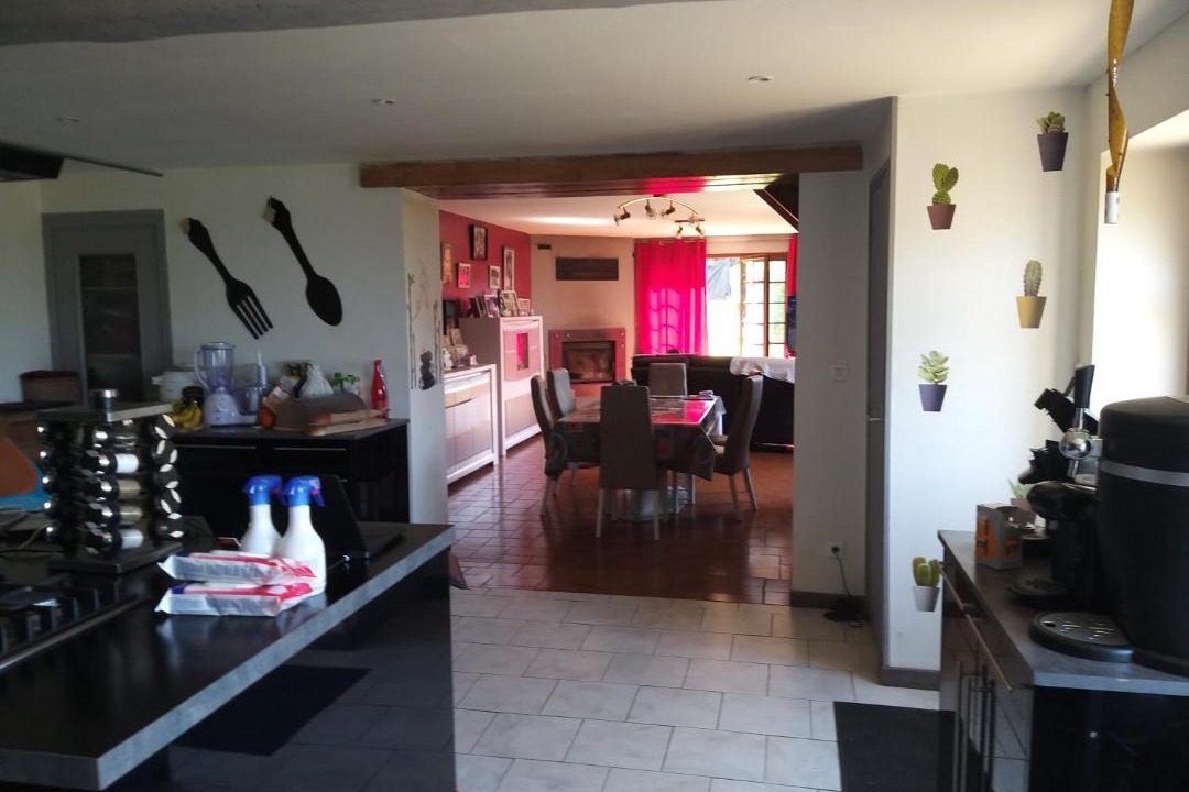 Photo of Kitchen in Luthenay-Uxeloup