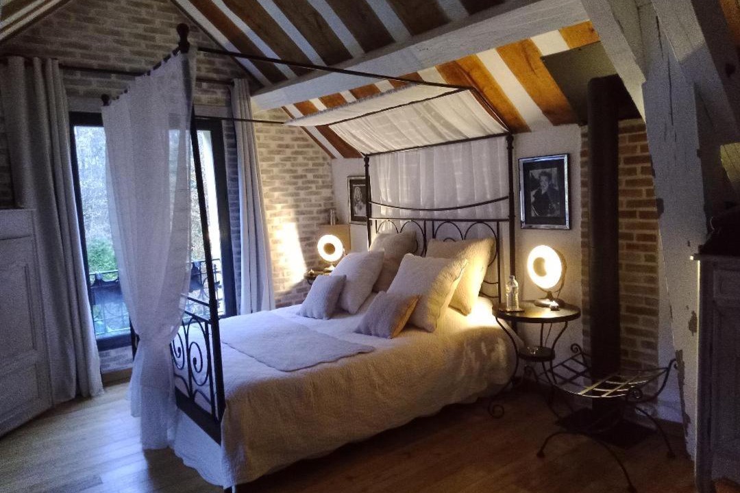 Photo of Bedroom in Rochefort-en-Yvelines