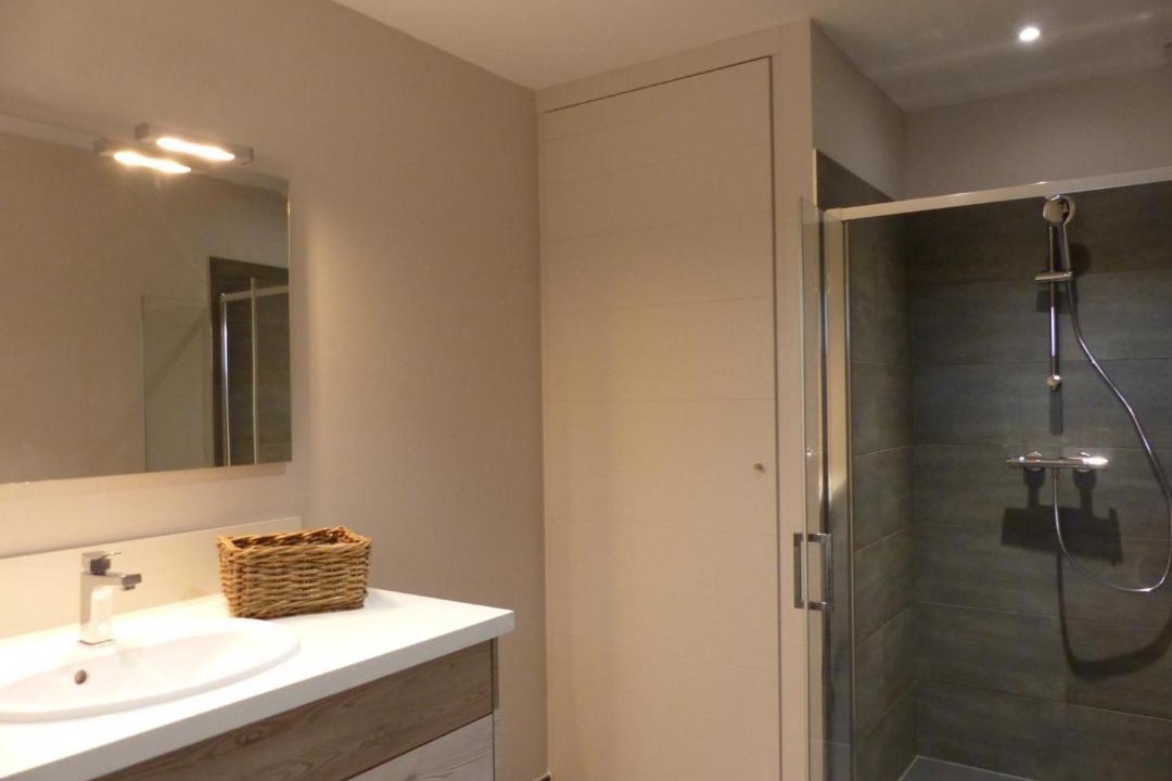 Photo of Bathroom in Chapeau
