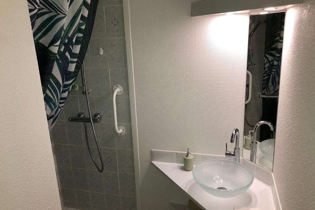 Photo of Bathroom in Pouilly-sous-Charlieu