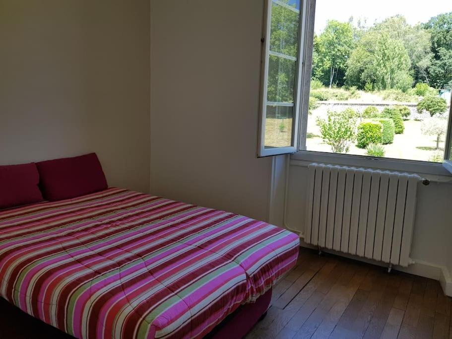 Photo of Bedroom in Montsauche-les-Settons