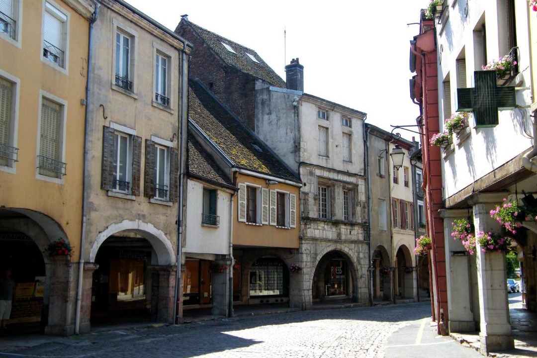 Photo of Buildings in Louhans