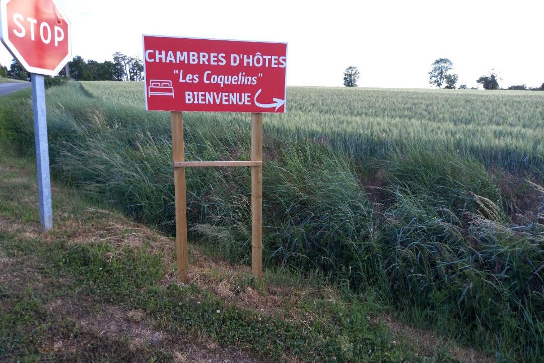 Photo of Others in Besson