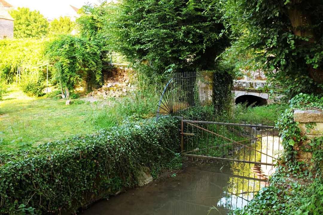 Photo of Others in Montmirey-la-Ville