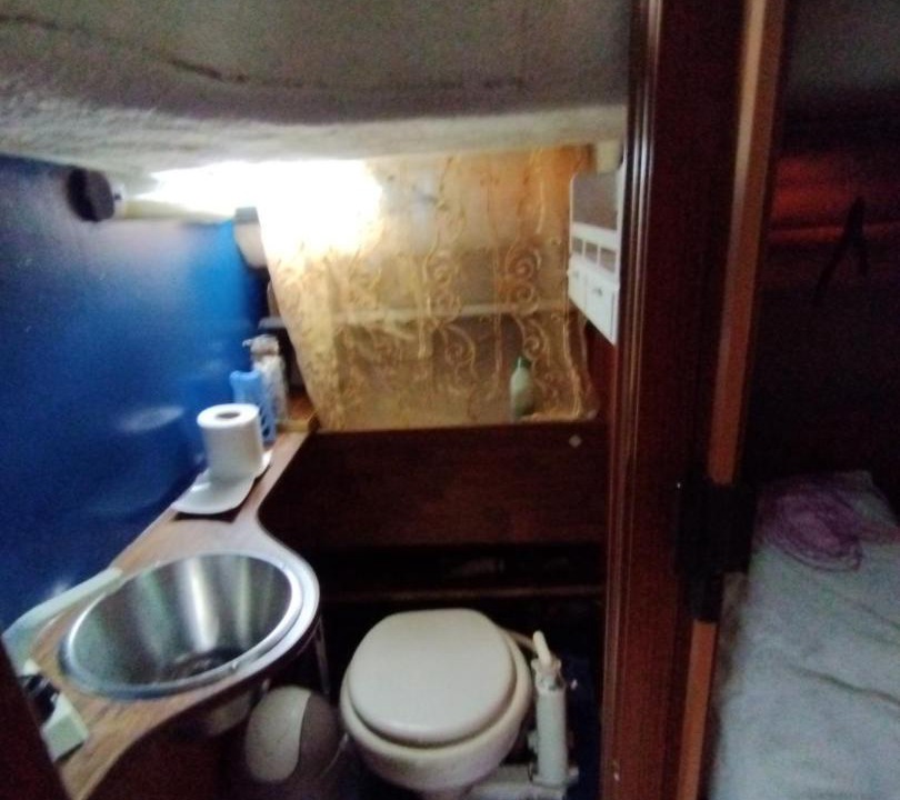 Photo of Bathroom in Cuisery