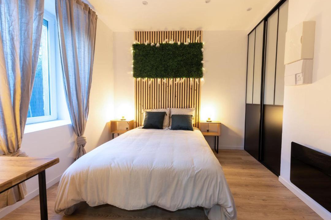 Photo of Bedroom in Vesoul